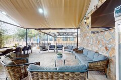 אחוזת האלונים 22