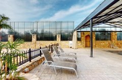 אחוזת האלונים 32