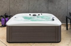 וויט פאלאס 23