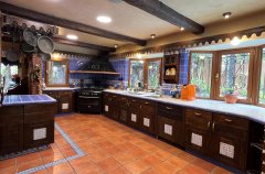 וילה דה קיסריה 74