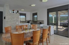 אחוזת שושנים בוטיק 4