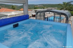 אחוזת שושנים בוטיק 10