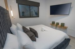 שלוות ענהאל 9