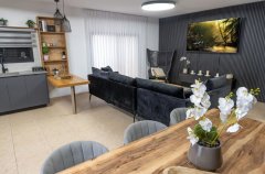 וילה פלואולס 14