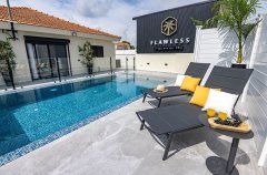 וילה פלואולס 24