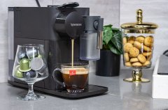 וילה פלואולס 44